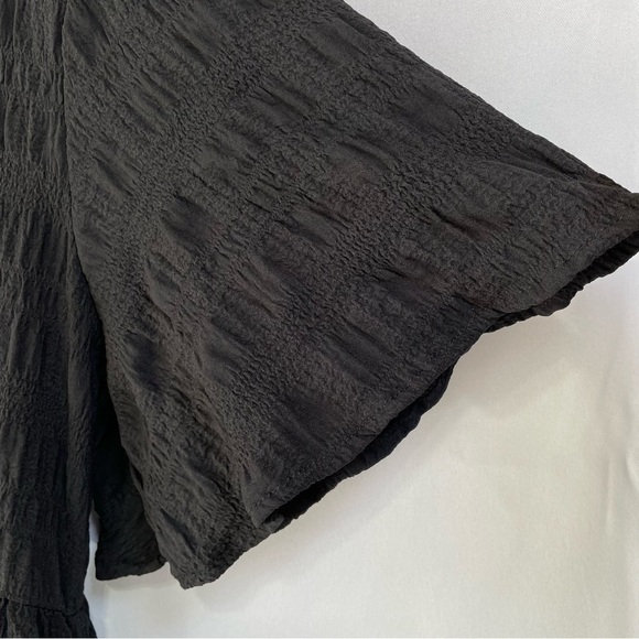 Nordstrom Women’s Black Texture Flowy Maxi Dress Size Medium V-Neck Tiered - Picture 4 of 10